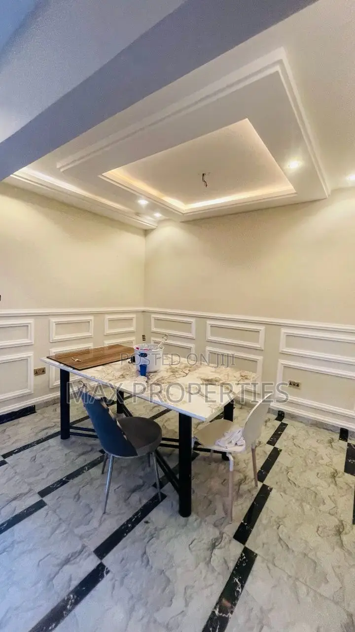 Furnished 6bdrm House in Pokuase for sale