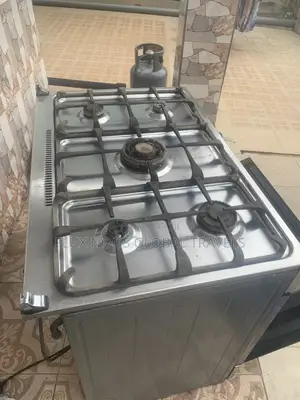 Used High Quality Midea 5 Burner Gas Cooker With Oven Grill.