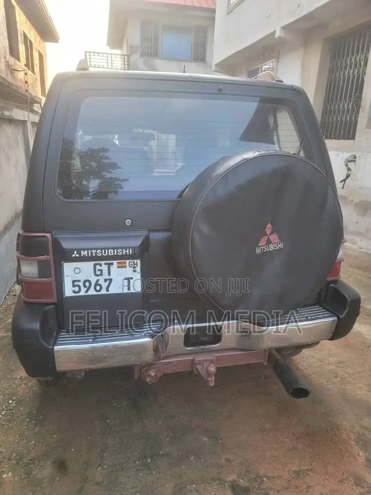 Mitsubishi Pajero 1991 Matt Black