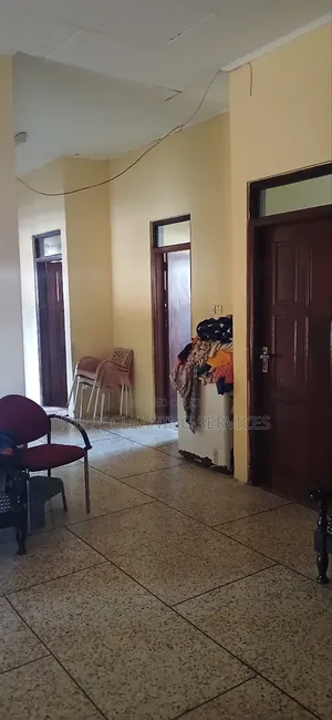5bdrm House in Spintex for rent