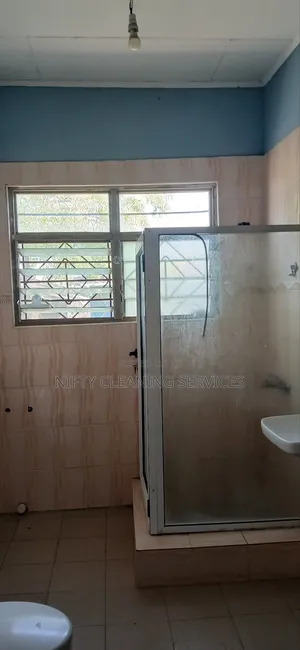 5bdrm House in Spintex for rent
