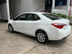 Toyota Corolla 2016 White