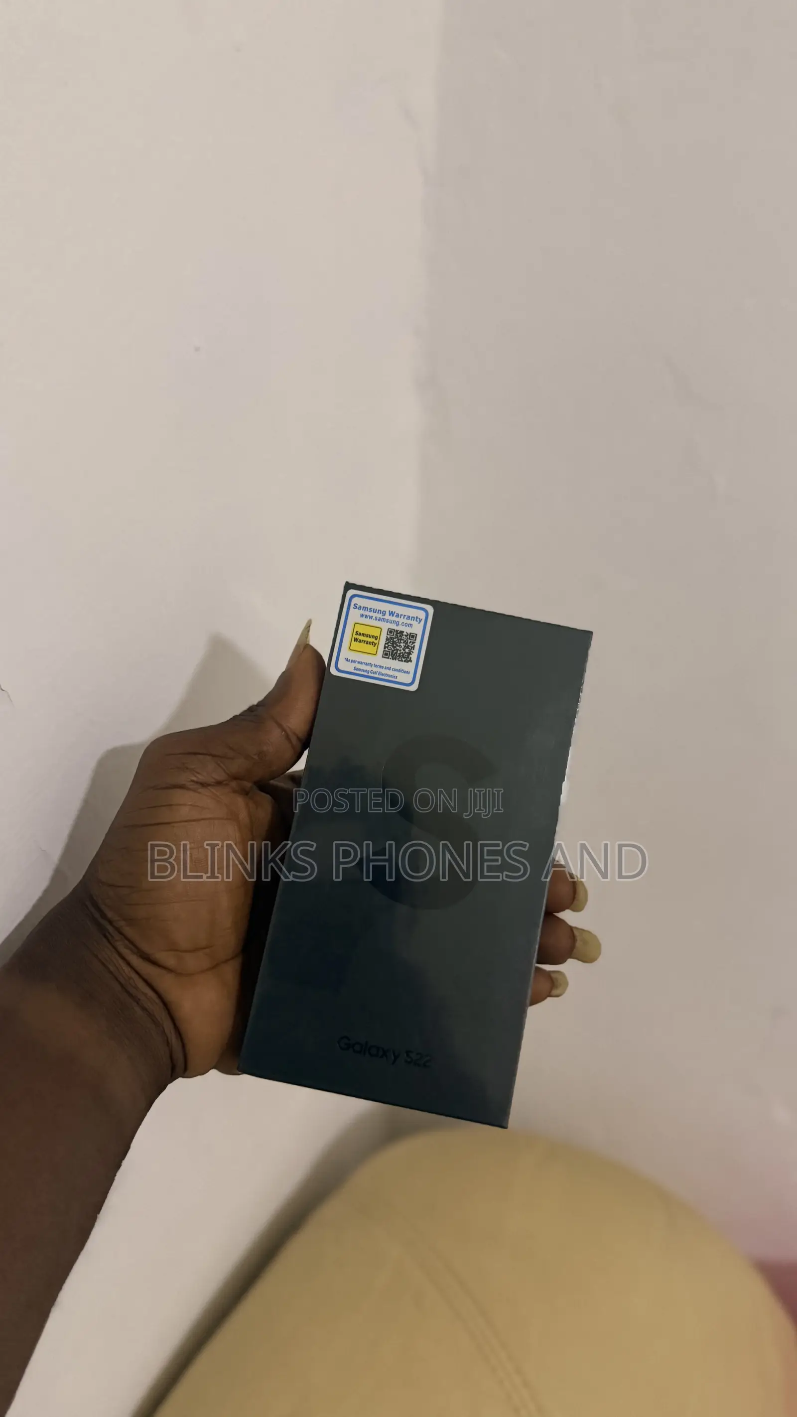 New Samsung Galaxy S22 5G 256 GB Silver