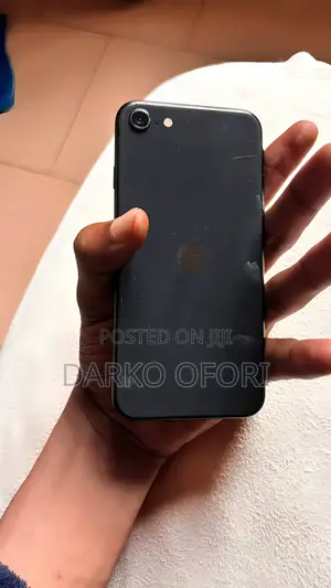 Apple iPhone SE (2020) 64 GB Black