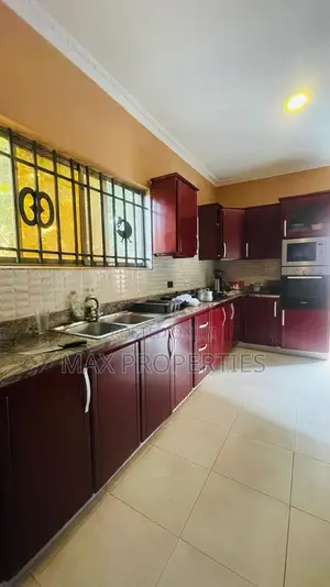 4bdrm House in Amasaman for sale