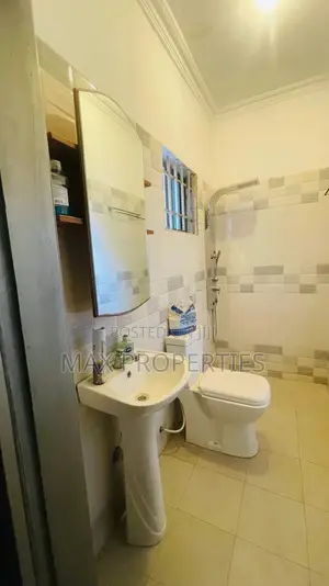 4bdrm House in Amasaman for sale