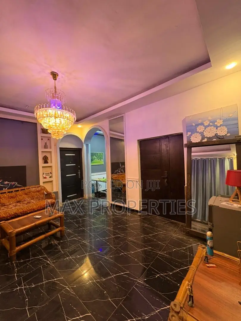 5bdrm House in Amasaman for sale
