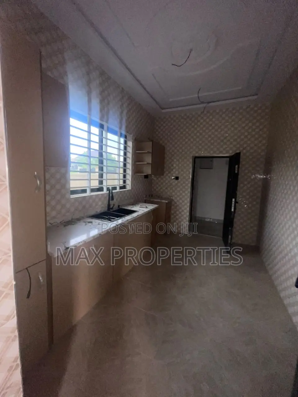 4bdrm House in Amasaman for sale
