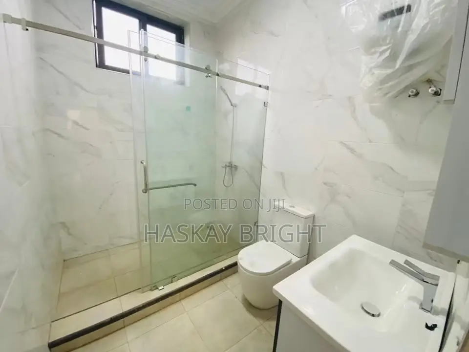2bdrm Apartment in Abelemkpe for rent