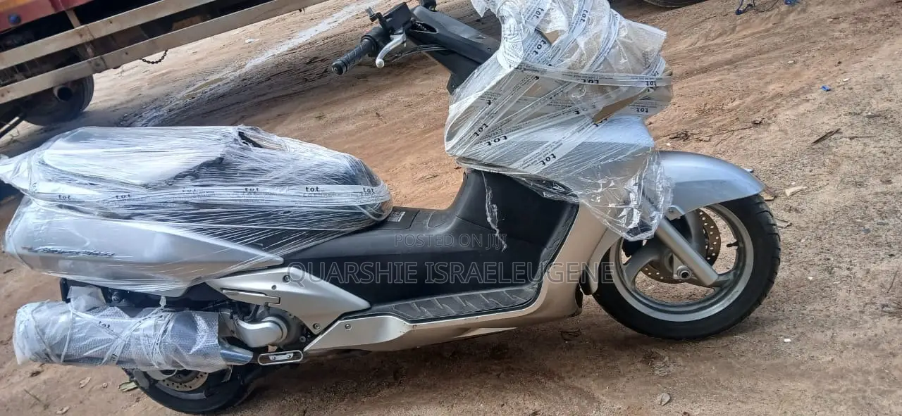 Honda 2012 Gold