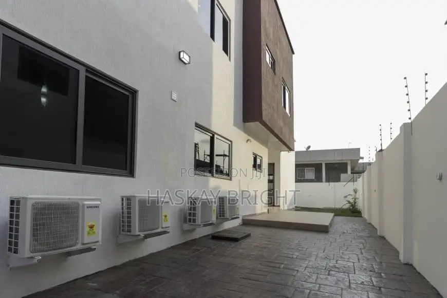 4bdrm House in Abelemkpe for rent