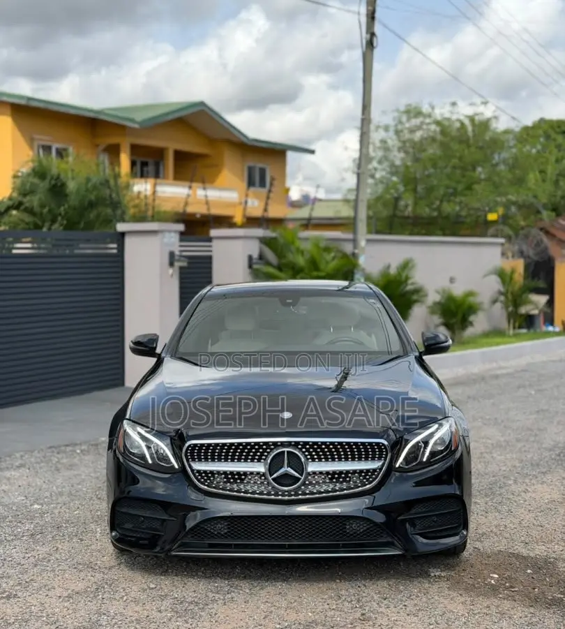 Mercedes-Benz E300 2017 Black