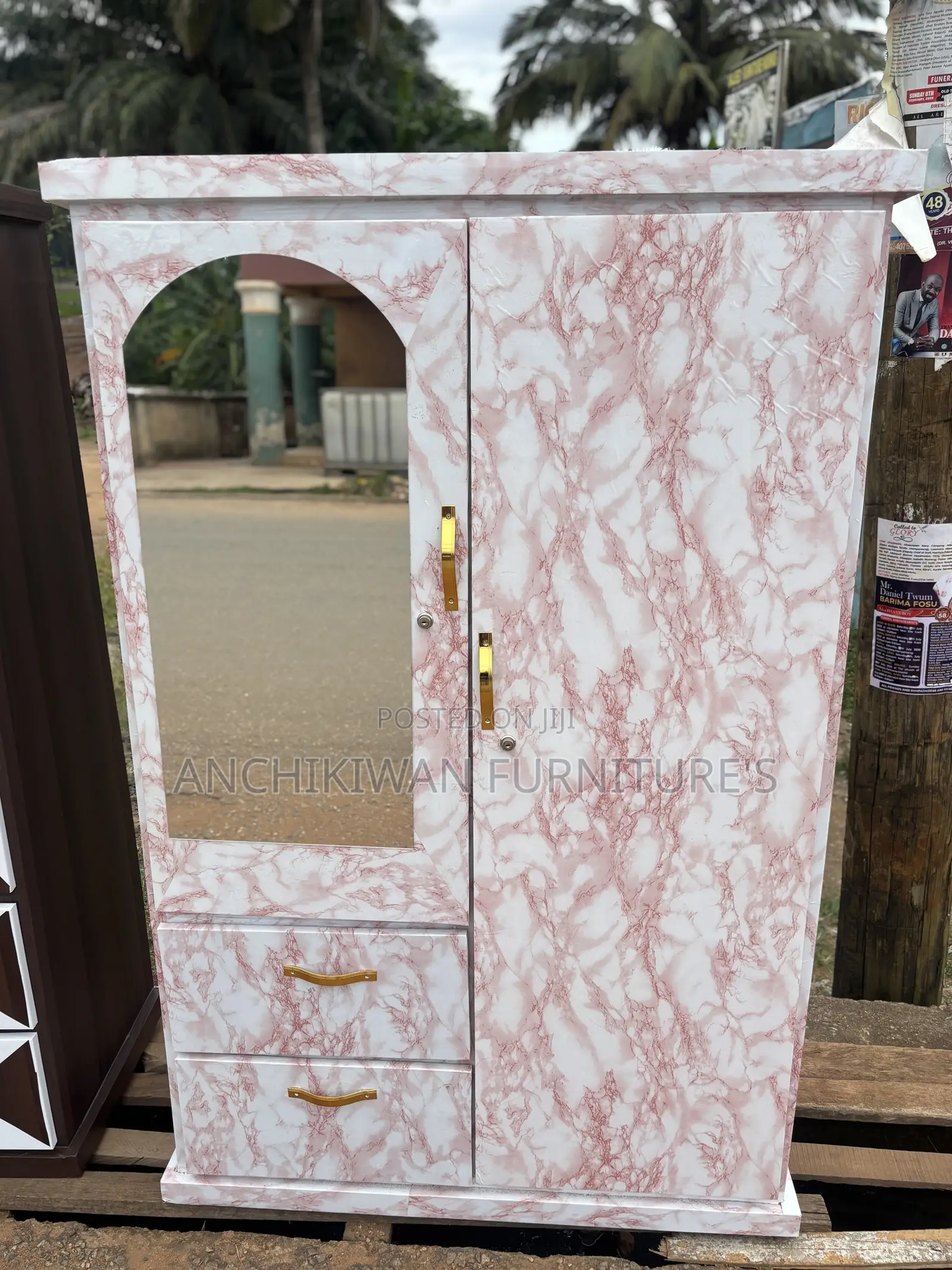 Spits Designed Wadrobe ( Cash on Delivery)