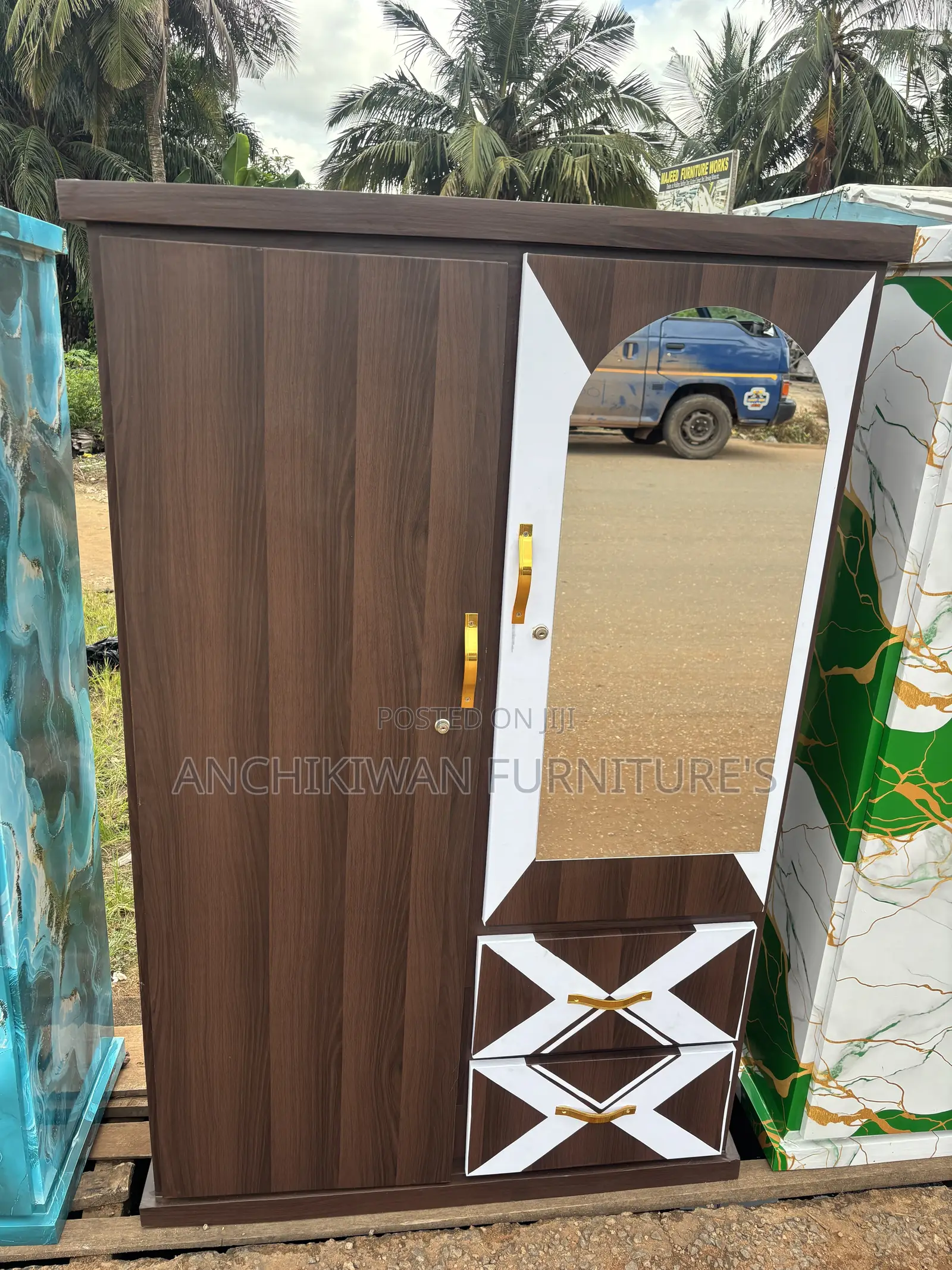 Kafe Wadrobe Design(Payment on Delivery)