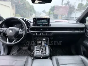 Honda CR-V 2024 Gray