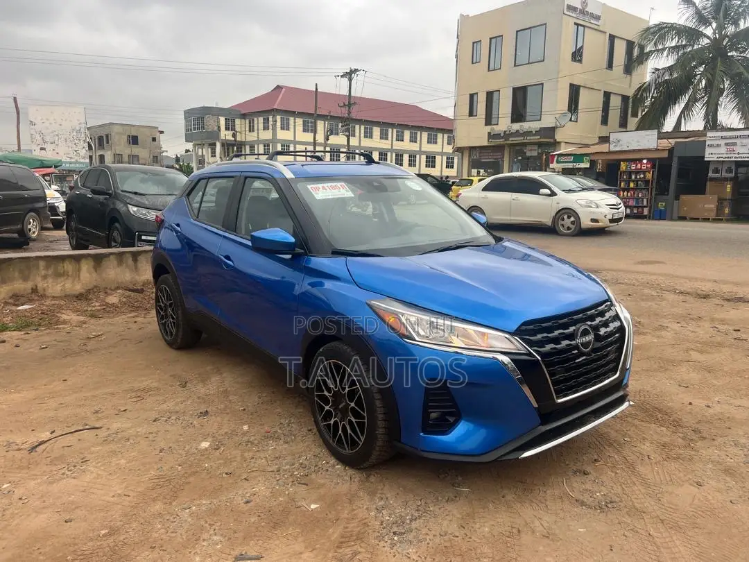 Nissan Kicks SV 2023 Blue
