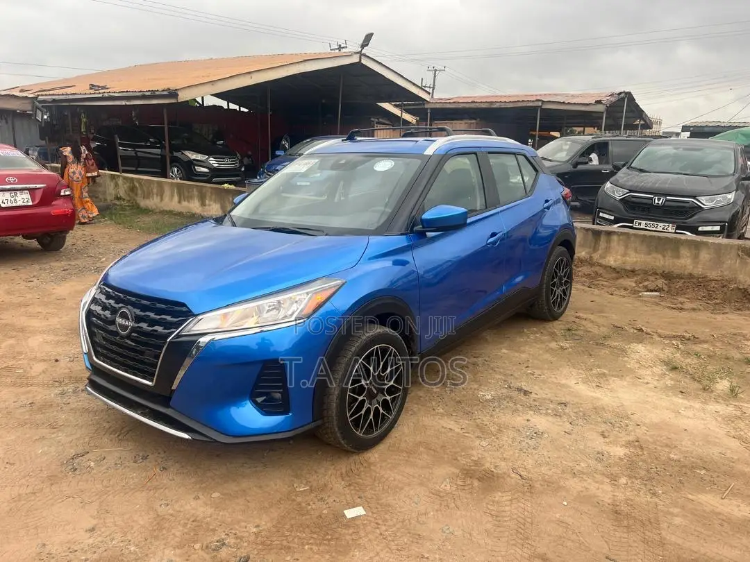 Nissan Kicks SV 2023 Blue