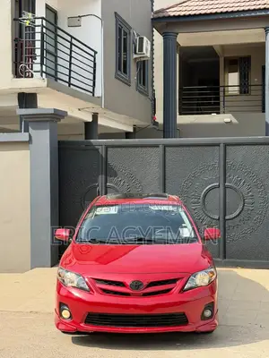 Toyota Corolla 2013 Red