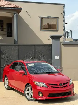 Toyota Corolla 2013 Red