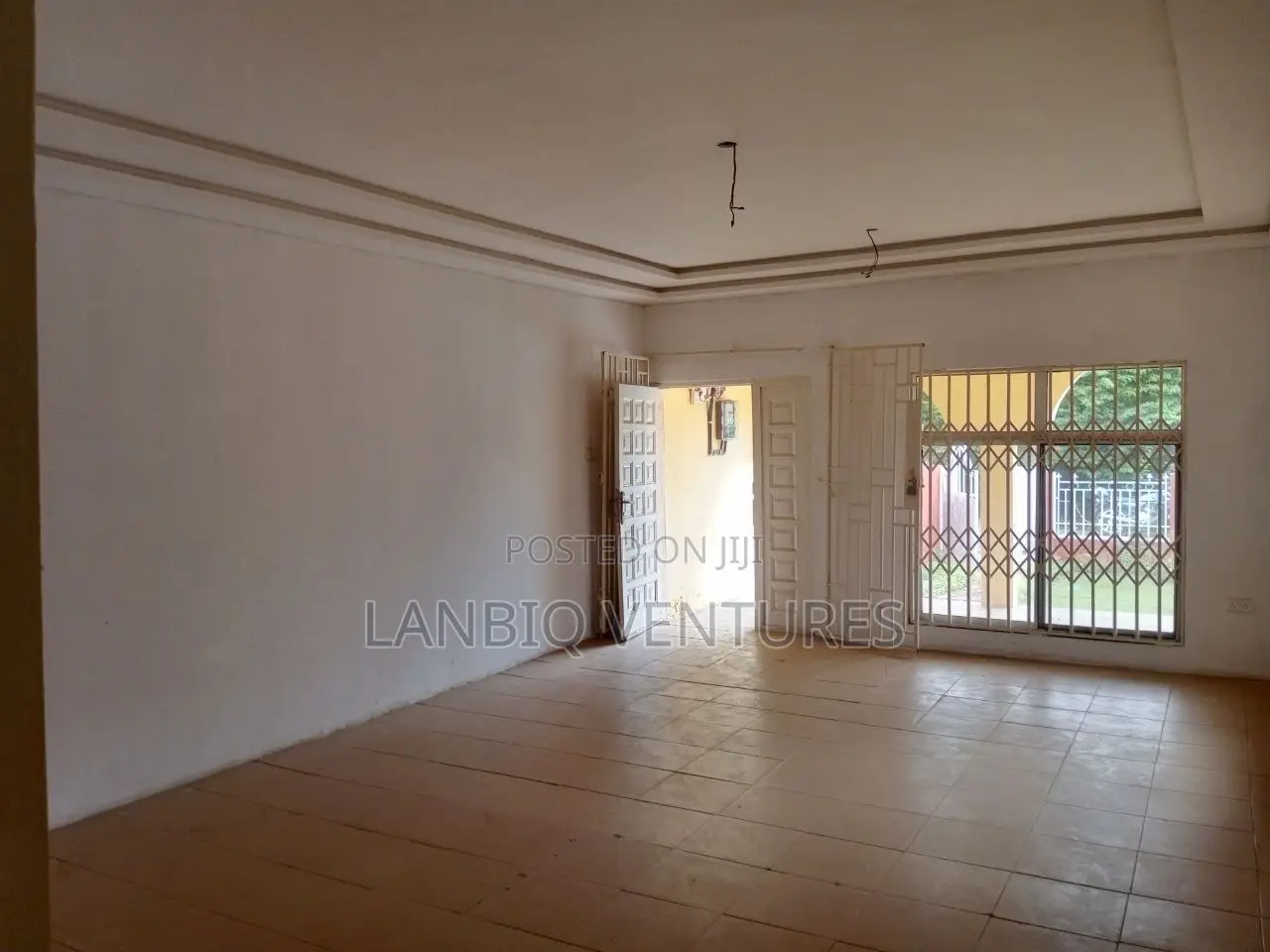 3bdrm House in East Legon for rent