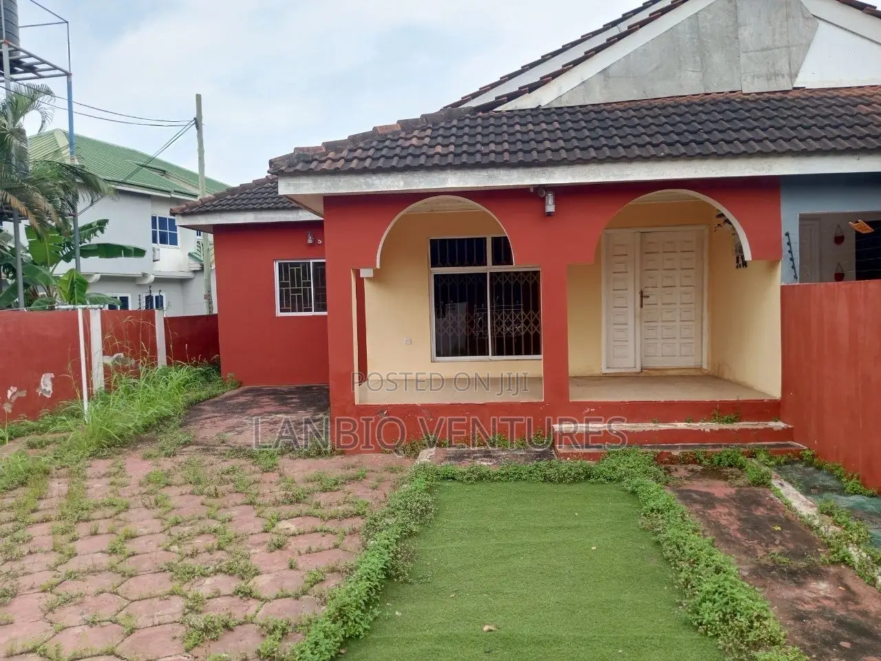 3bdrm House in East Legon for rent