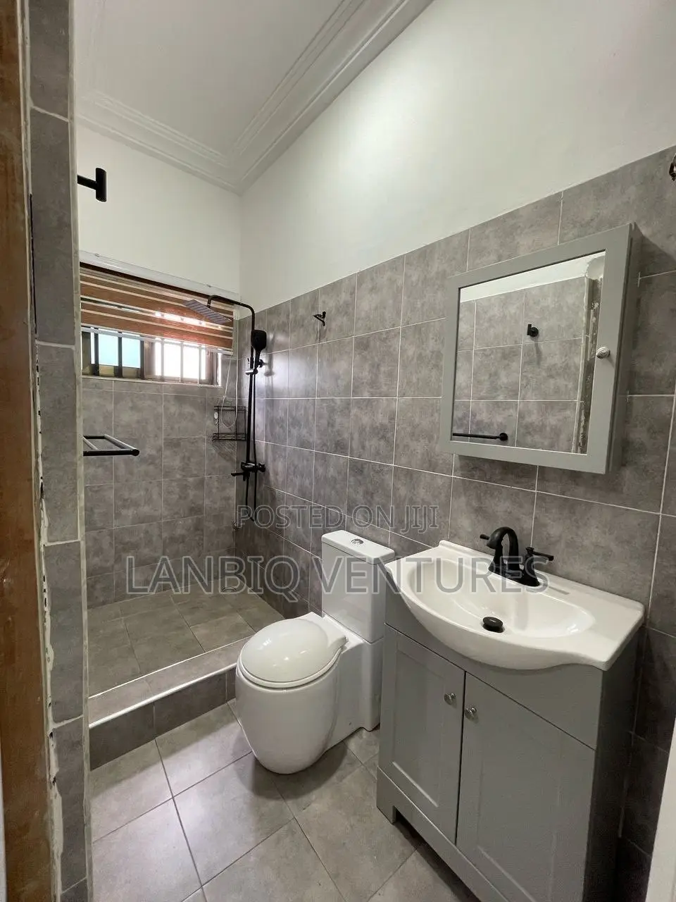 2bdrm Apartment in East Legon for rent