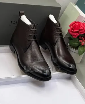 John Foster Black Grain Leather Chukka Boots