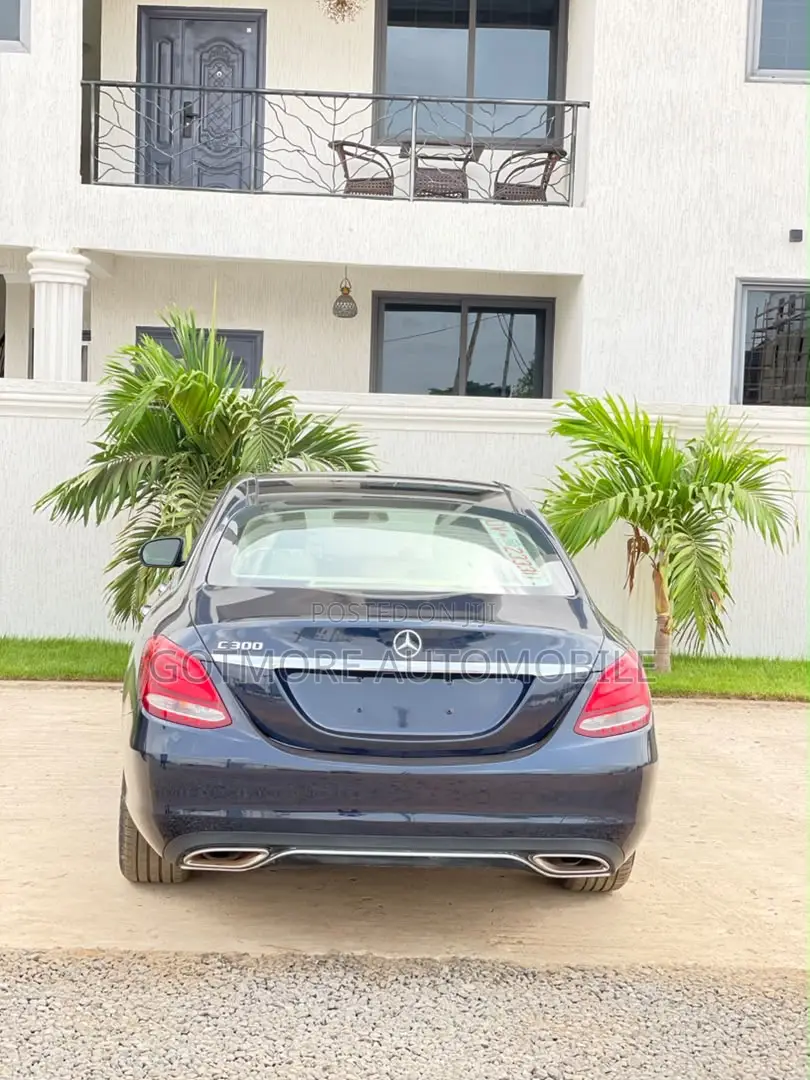 Mercedes-Benz C300 Base 4Matic Sedan AWD (2.0L 4cyl 7A) 2017 Blue