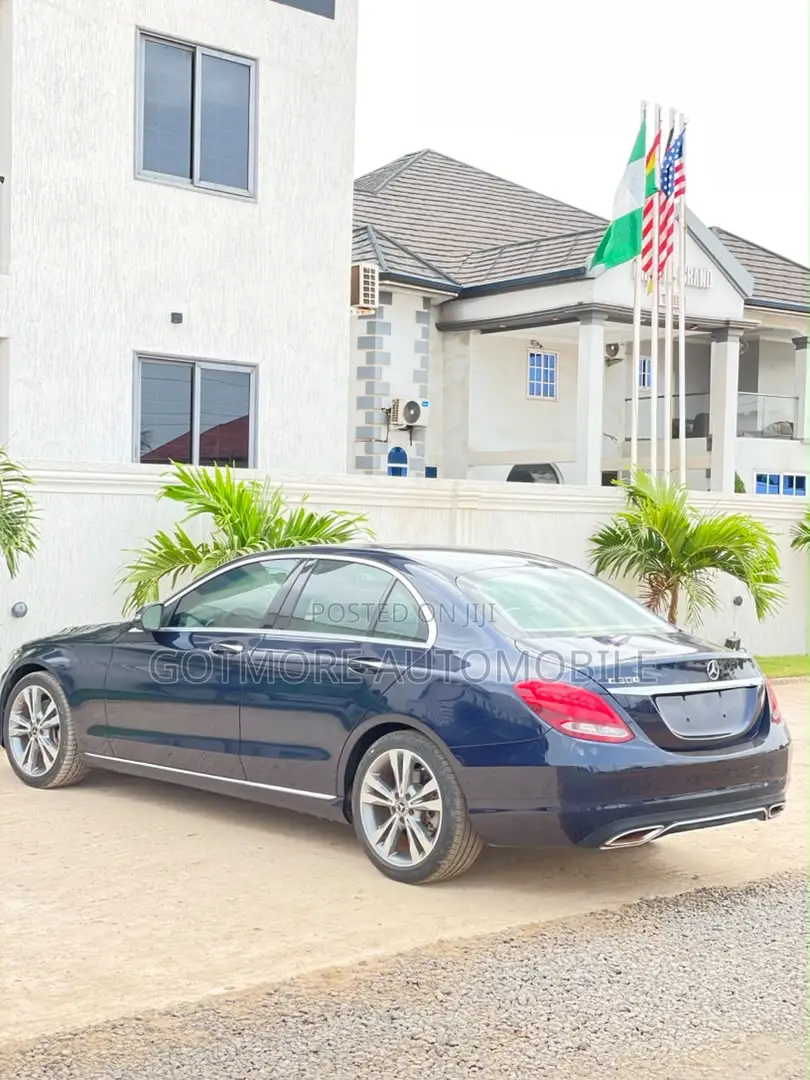 Mercedes-Benz C300 Base 4Matic Sedan AWD (2.0L 4cyl 7A) 2017 Blue