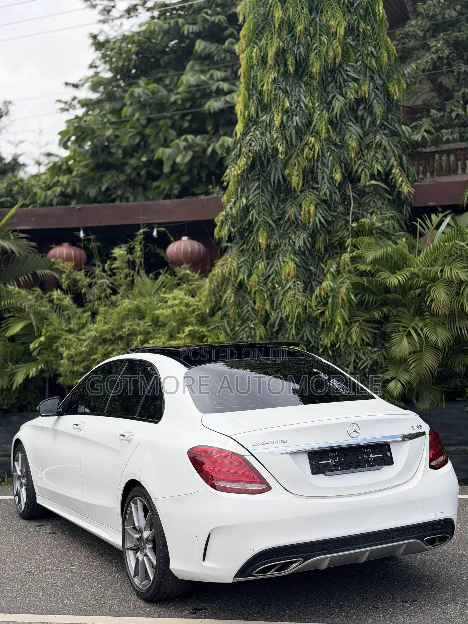 Mercedes-Benz C43 4Matic Sedan AWD (3.0L V6 9AM) 2017 White