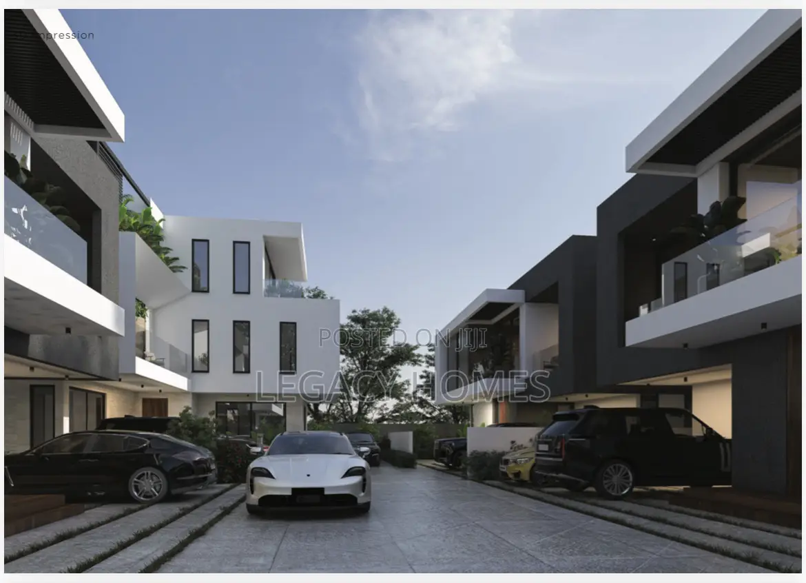 4bdrm Townhouse/Terrace in Dzowulu, Special School Area for sale