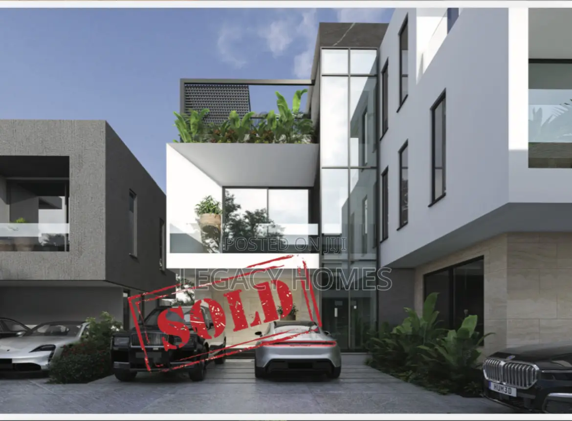 4bdrm Townhouse/Terrace in Dzowulu, Special School Area for sale