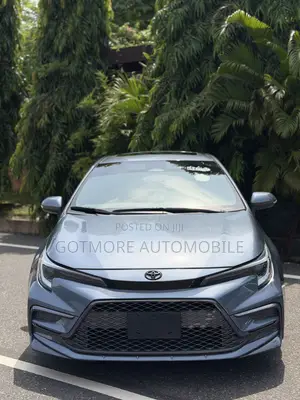 Toyota Corolla SE 2024 Blue