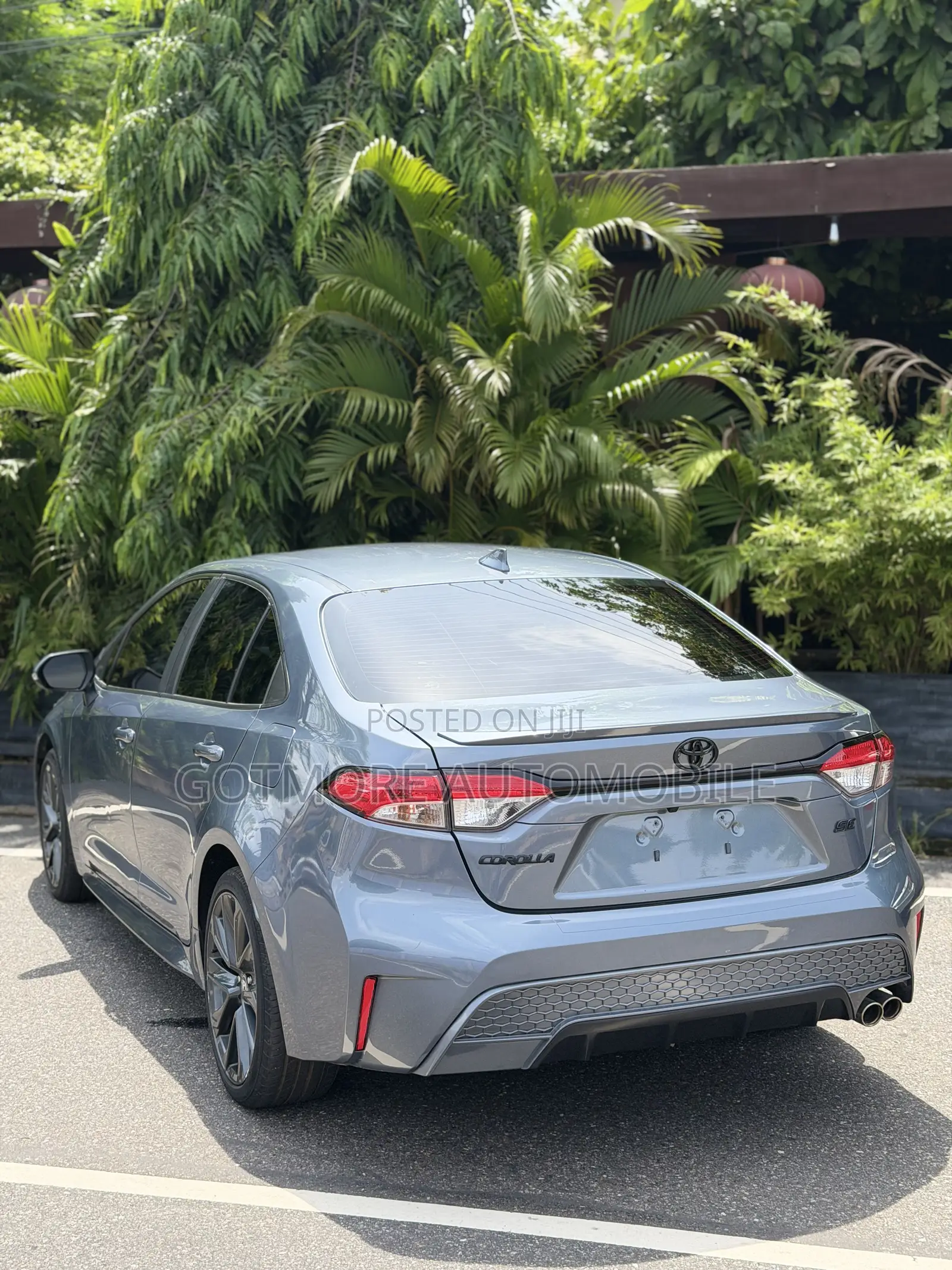 Toyota Corolla SE 2024 Blue