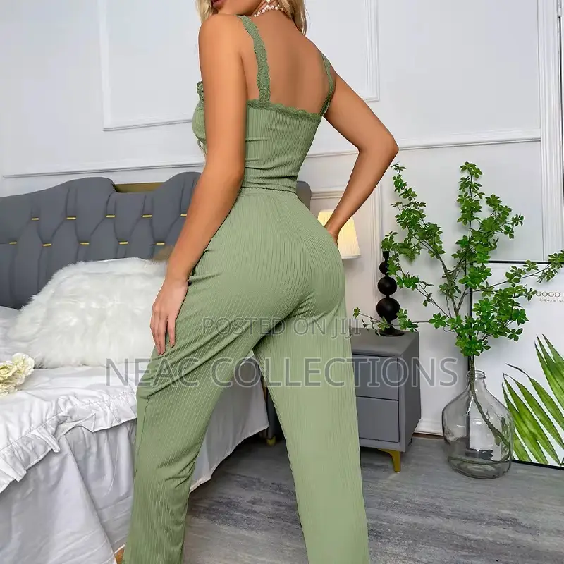 Women’S Elegant Printed Pajamas