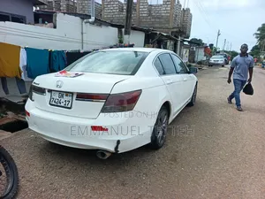 Honda Accord 2012 White