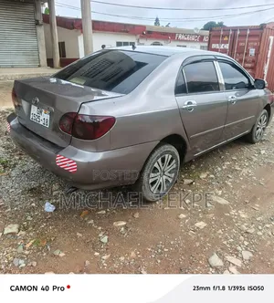 Toyota Corolla 2006 Gray