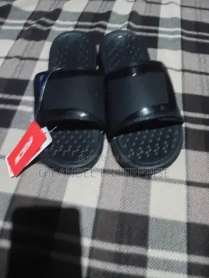 Brand New Black Fice Comfort Slides / Slippers - Size 43