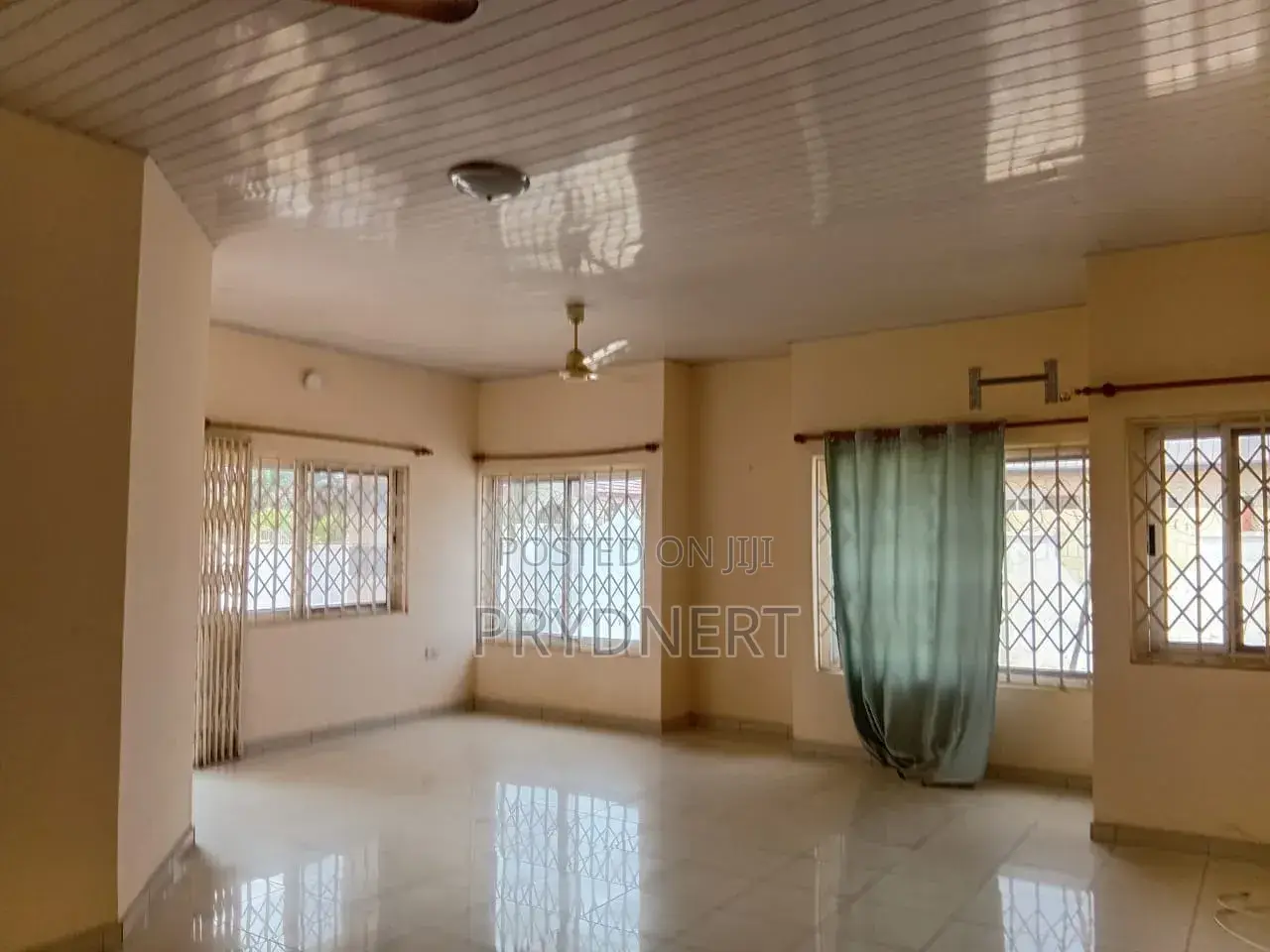 4bdrm House in Tema Metropolitan for rent