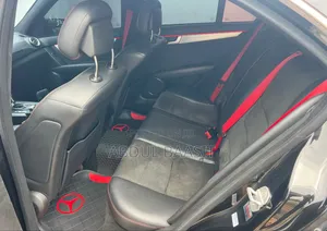 Mercedes-Benz C250 2013 Black