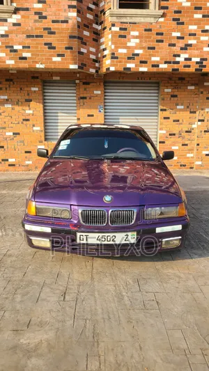 BMW 318i 1993 Blue
