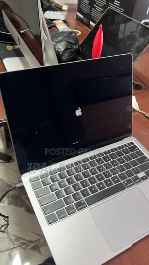 Laptop Apple MacBook Air 2020 8GB Intel Core i3 SSD 256GB