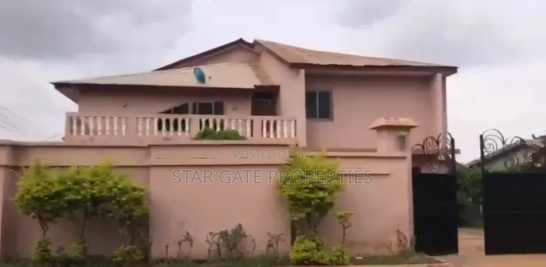 9bdrm House in Ahenama Kokoben (, Kumasi Metropolitan for sale