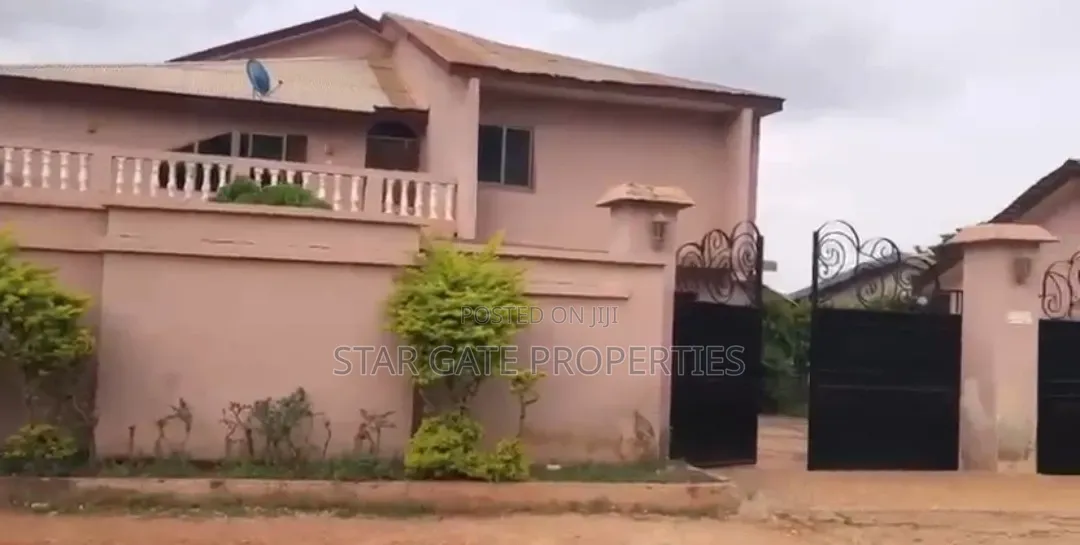 9bdrm House in Ahenama Kokoben (, Kumasi Metropolitan for sale