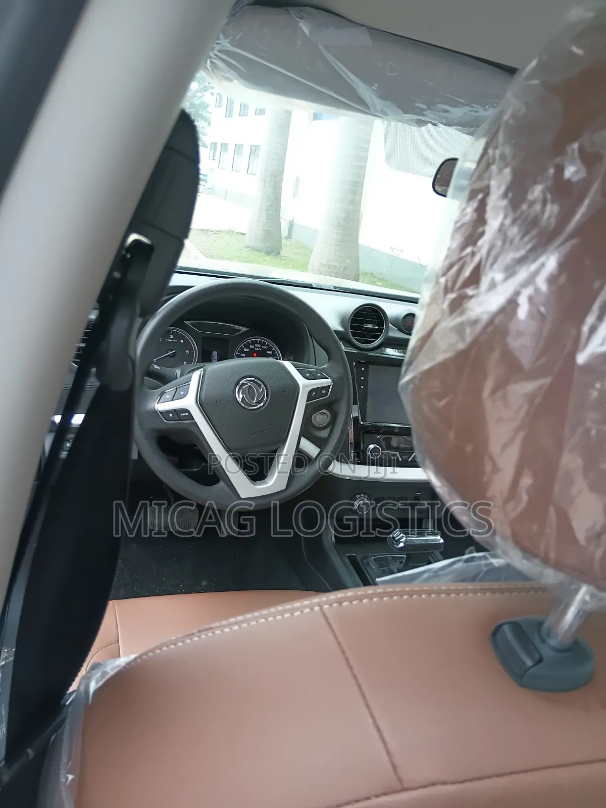 New Nissan Pick-Up 2025 Green