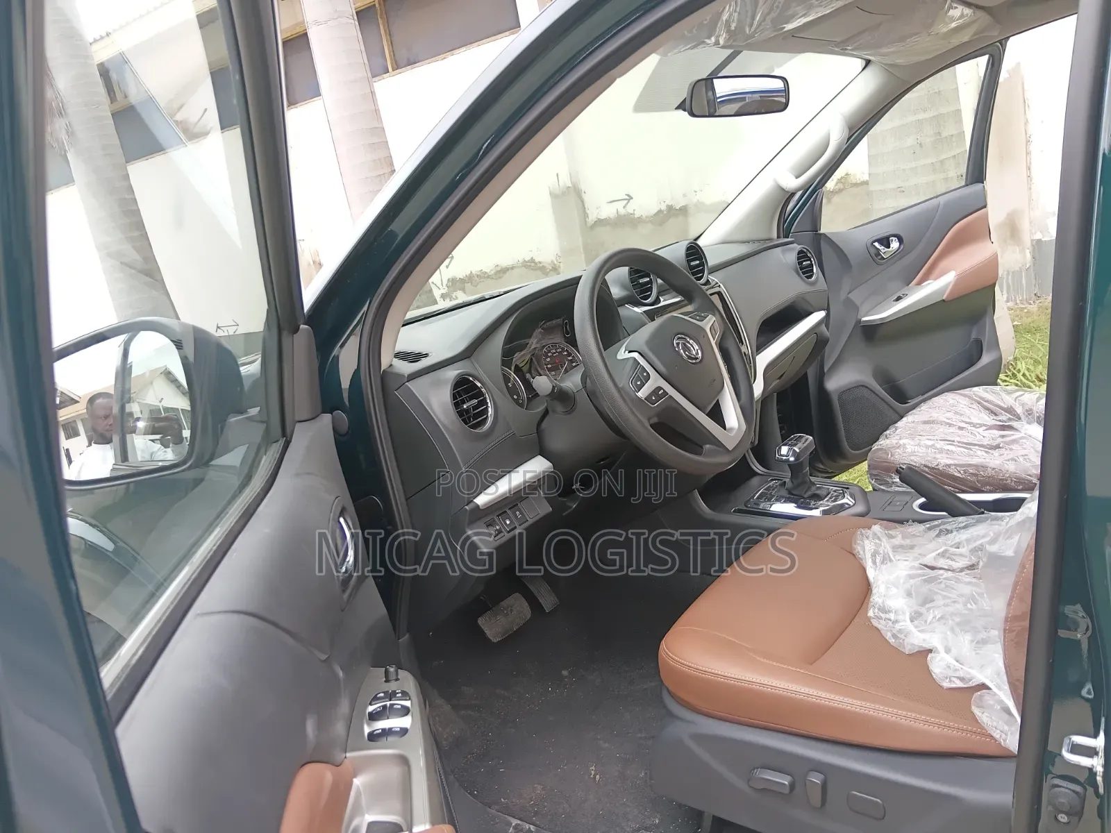New Nissan Pick-Up 2025 Green