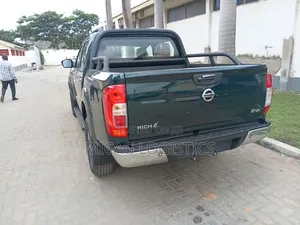 New Nissan Pick-Up 2025 Green