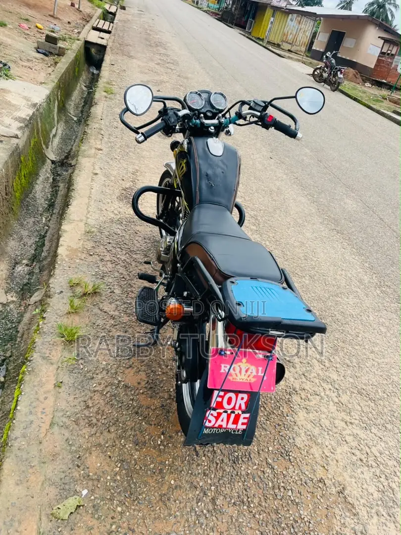 New Royal RY150 2025 Black