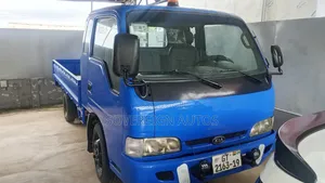 Kia Bongo 2012 Blue