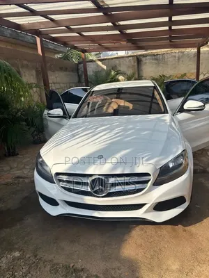 Mercedes-Benz C300 2017 White